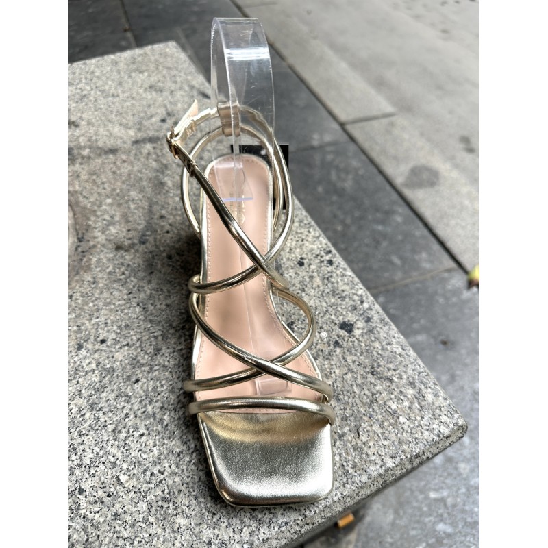 Tacón Tiras Romanas