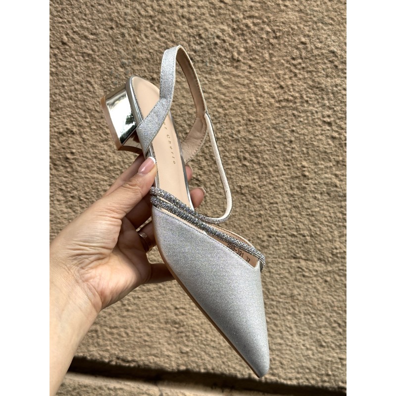 Zapato de fiesta plano