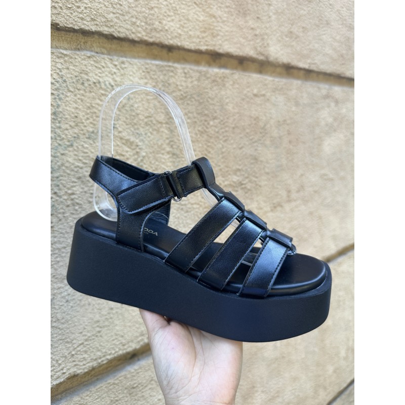 SANDALIAS CON PLATAFORMA