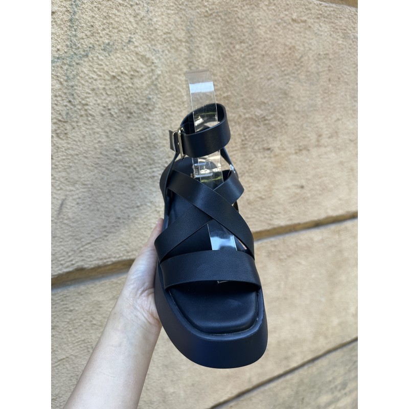 SANDALIAS CON PLATAFORMA