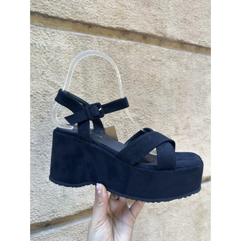 SANDALIA  DE PLATAFORMA