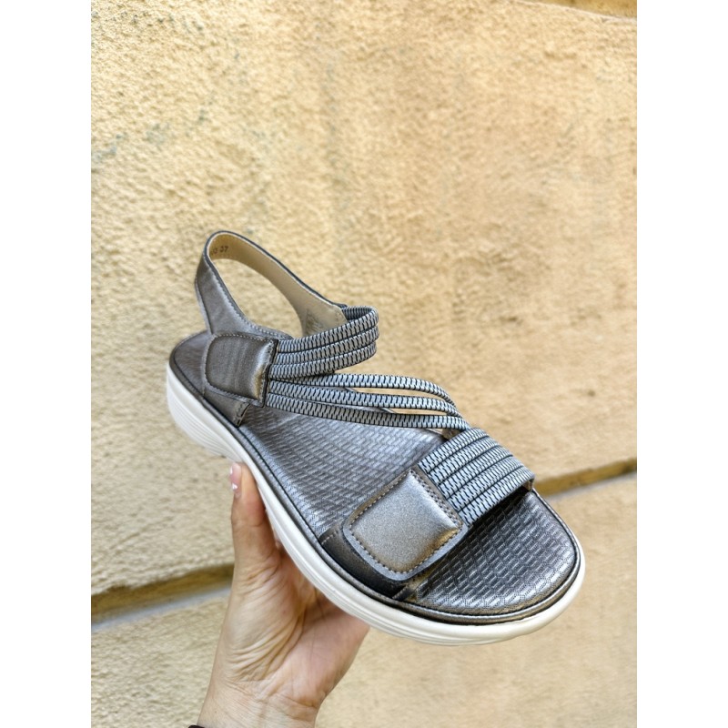 SANDALIAS DE PLANO CASUAL- DEPORTIVO