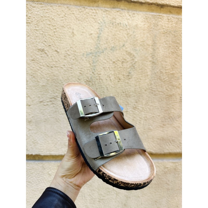 SANDALIAS CHANCLA PLANA