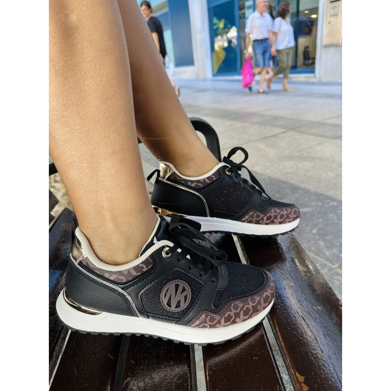ZAPATILLAS DEPORTIVAS