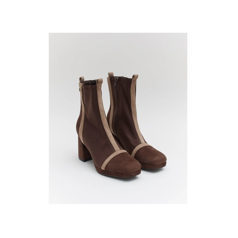 BOTINES