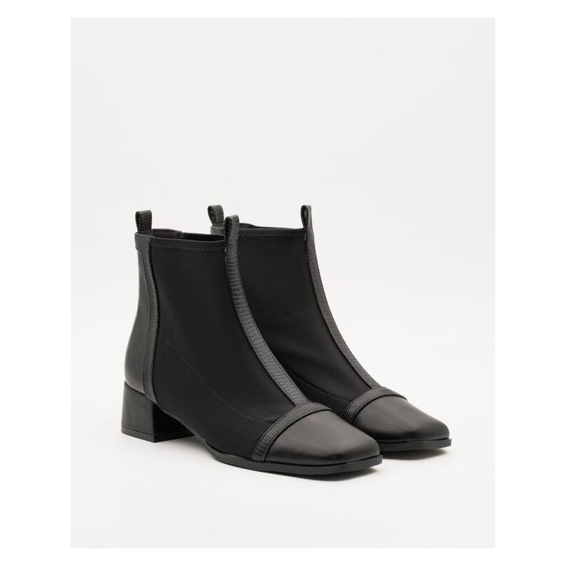 BOTINES