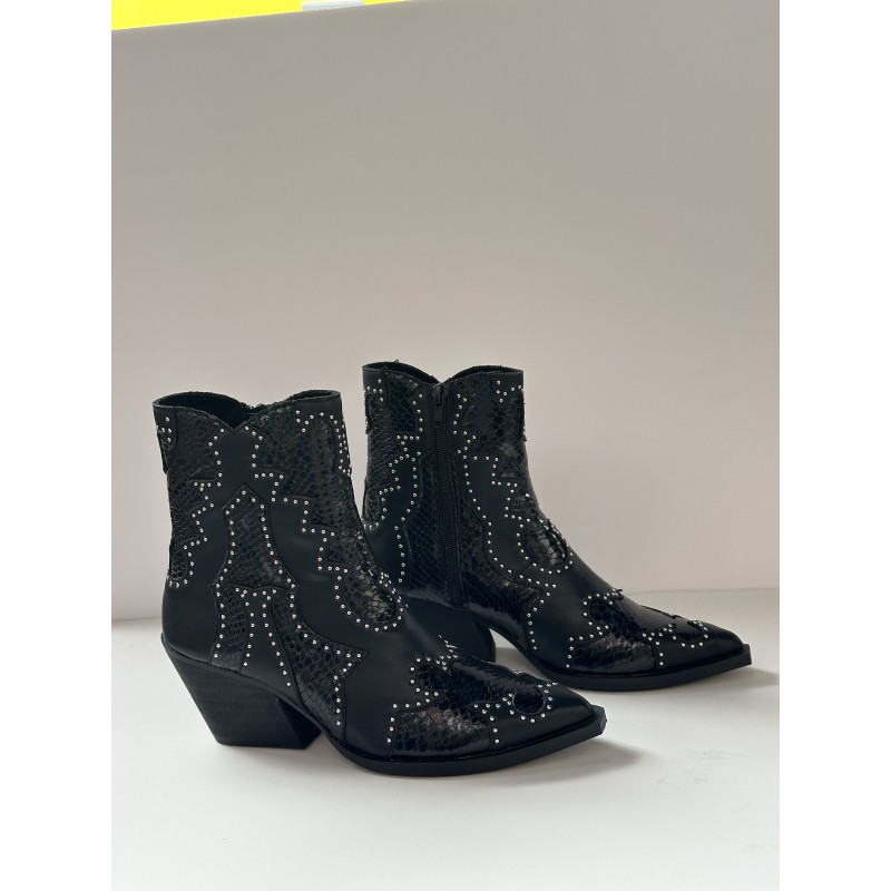 BOTÍN COWBOY TACHULAS BICOLOR