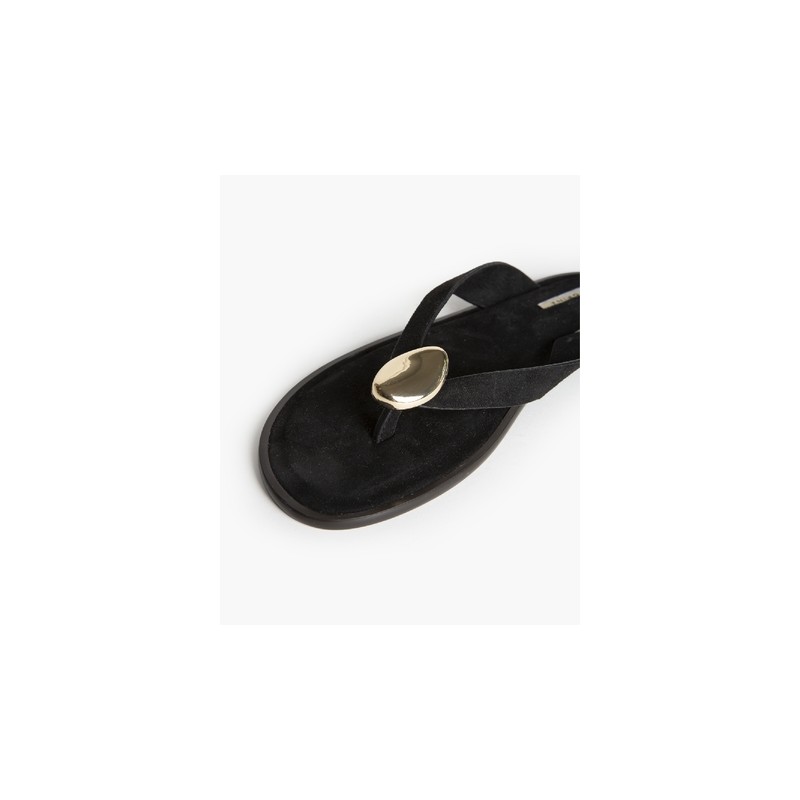 CHANCLAS CON DEDO