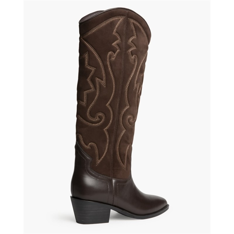 Botas vaqueras altas con bordados