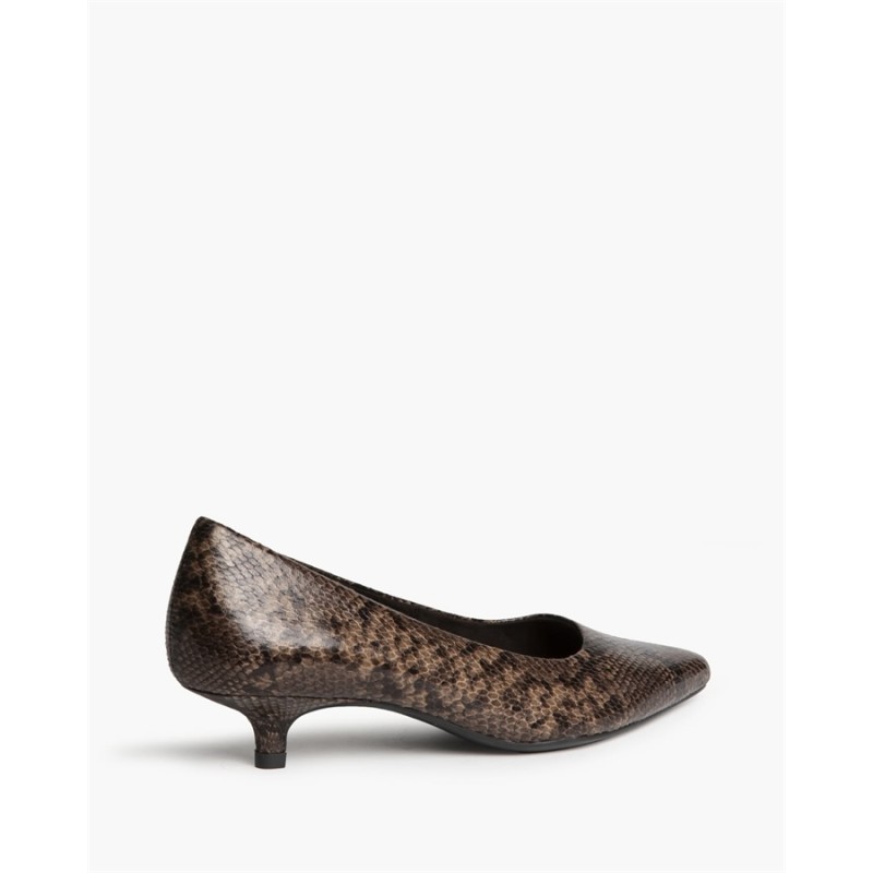 zapato tacón bajo
