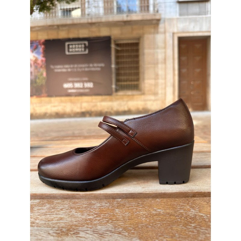Zapato de taón