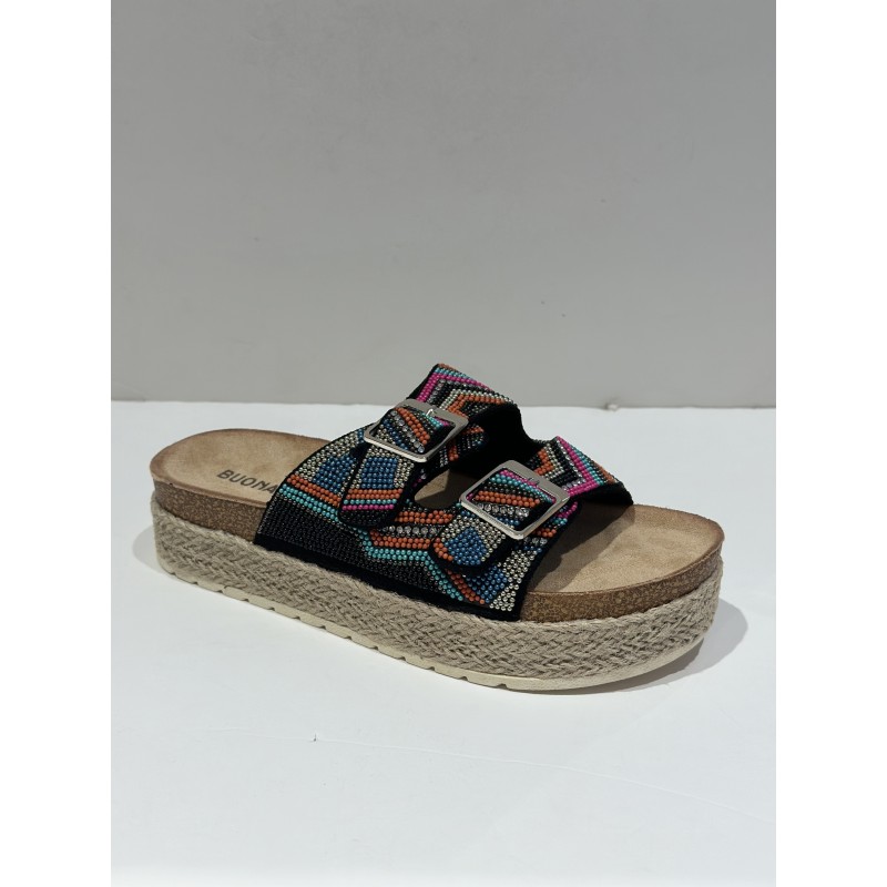 Sandalia de cuña con doble hebilla